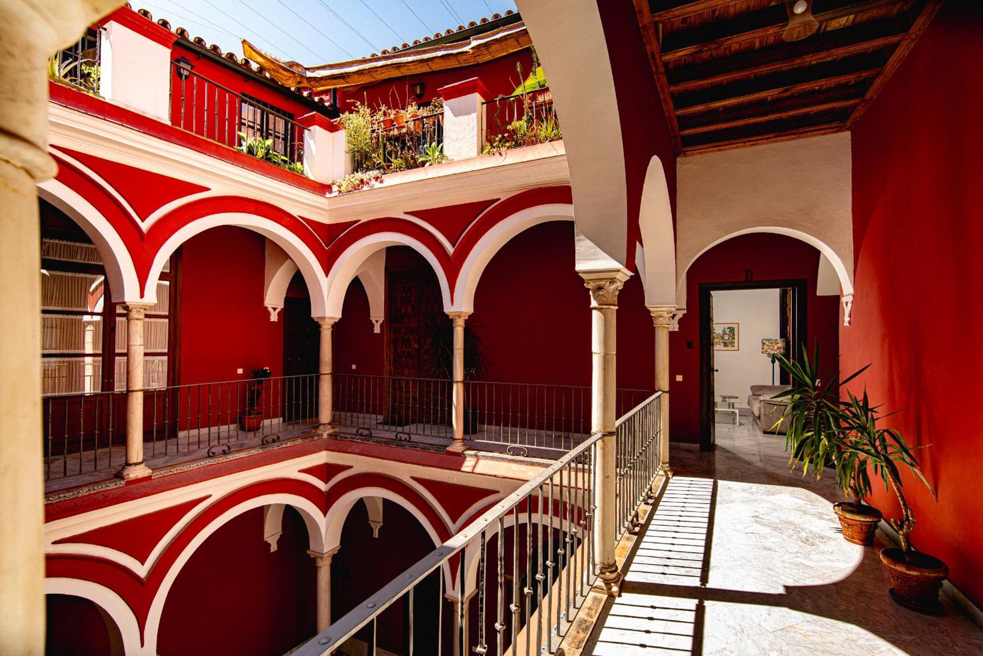Casa Palacio Dona Guiomar Seville Exterior photo